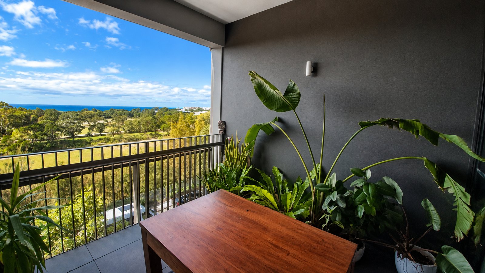 315/4 Galaup Street LITTLE BAY 4