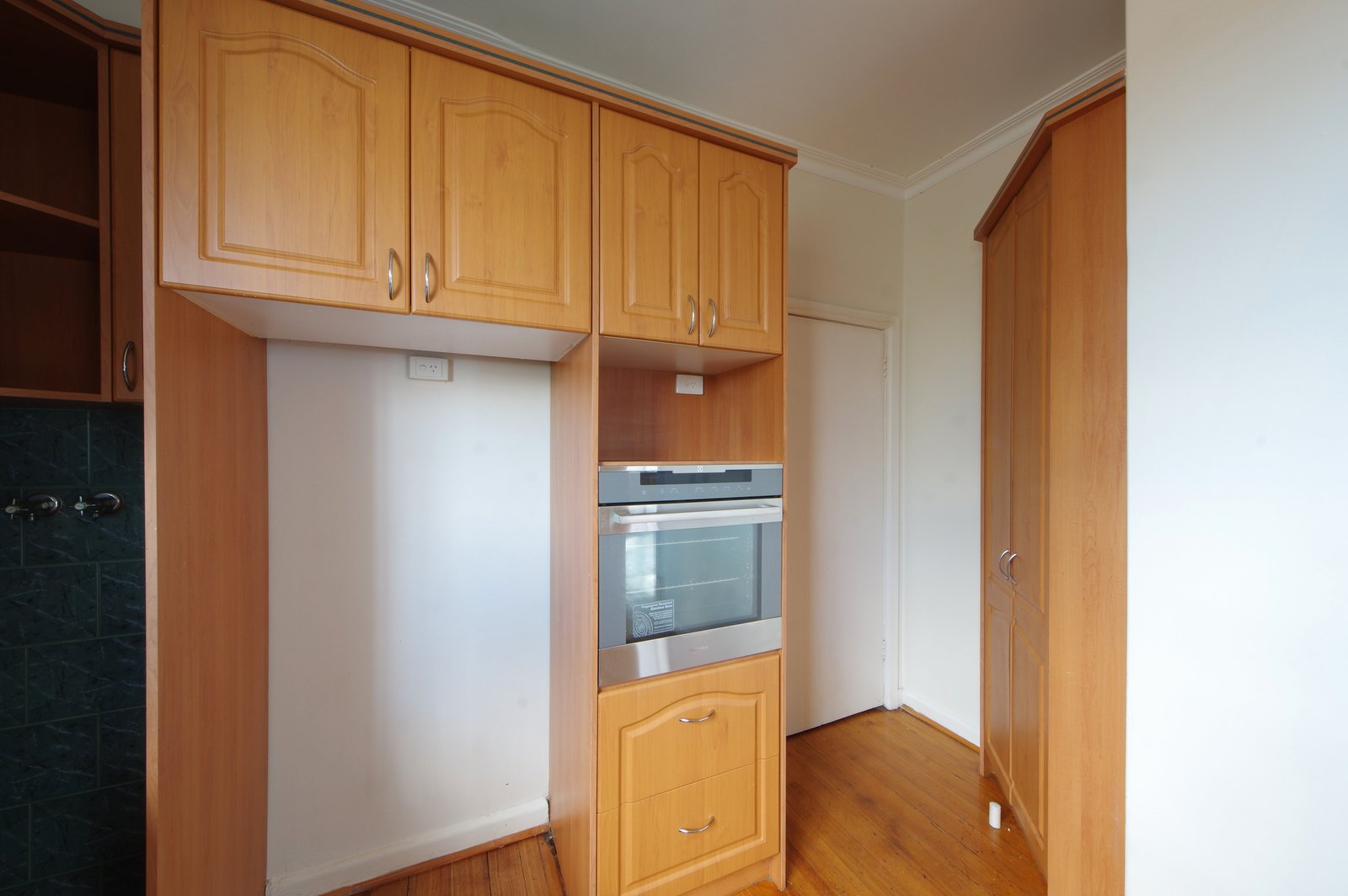 Gallery: 31/55 Hotham Street