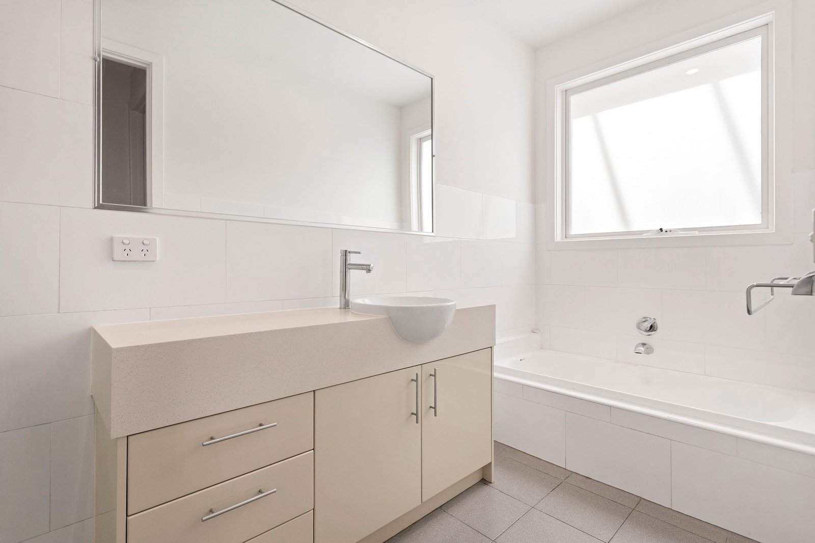 Real Estate and Property in 3/156 Brighton Road, Ripponlea, VIC