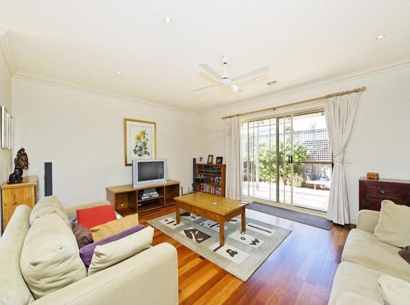 Gallery: 3/16-18 Stuart Avenue