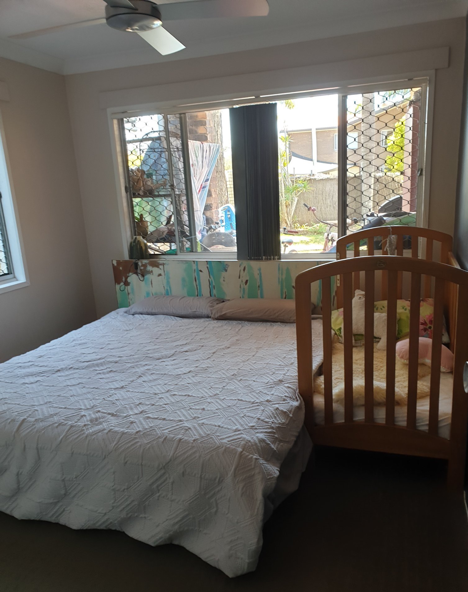 3/16-18 Twenty Eighth Avenue PALM BEACH 4