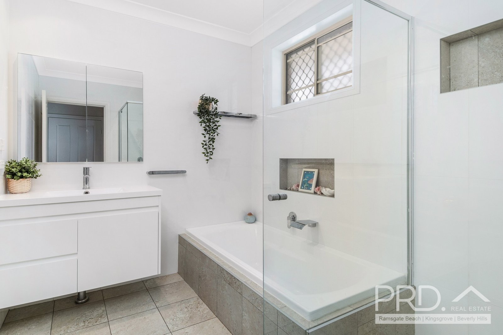 3/16-20 Kendall Street SANS SOUCI 6