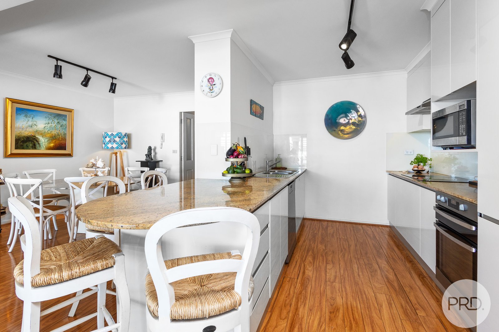 3/16-32 Magnus Street NELSON BAY 10