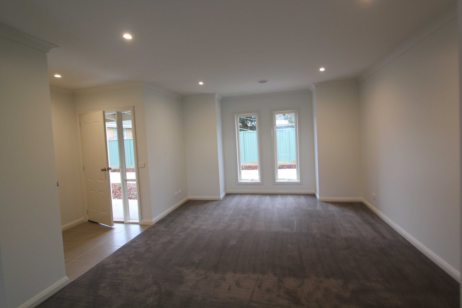 3/16 Alexander Avenue LAKE WENDOUREE 2