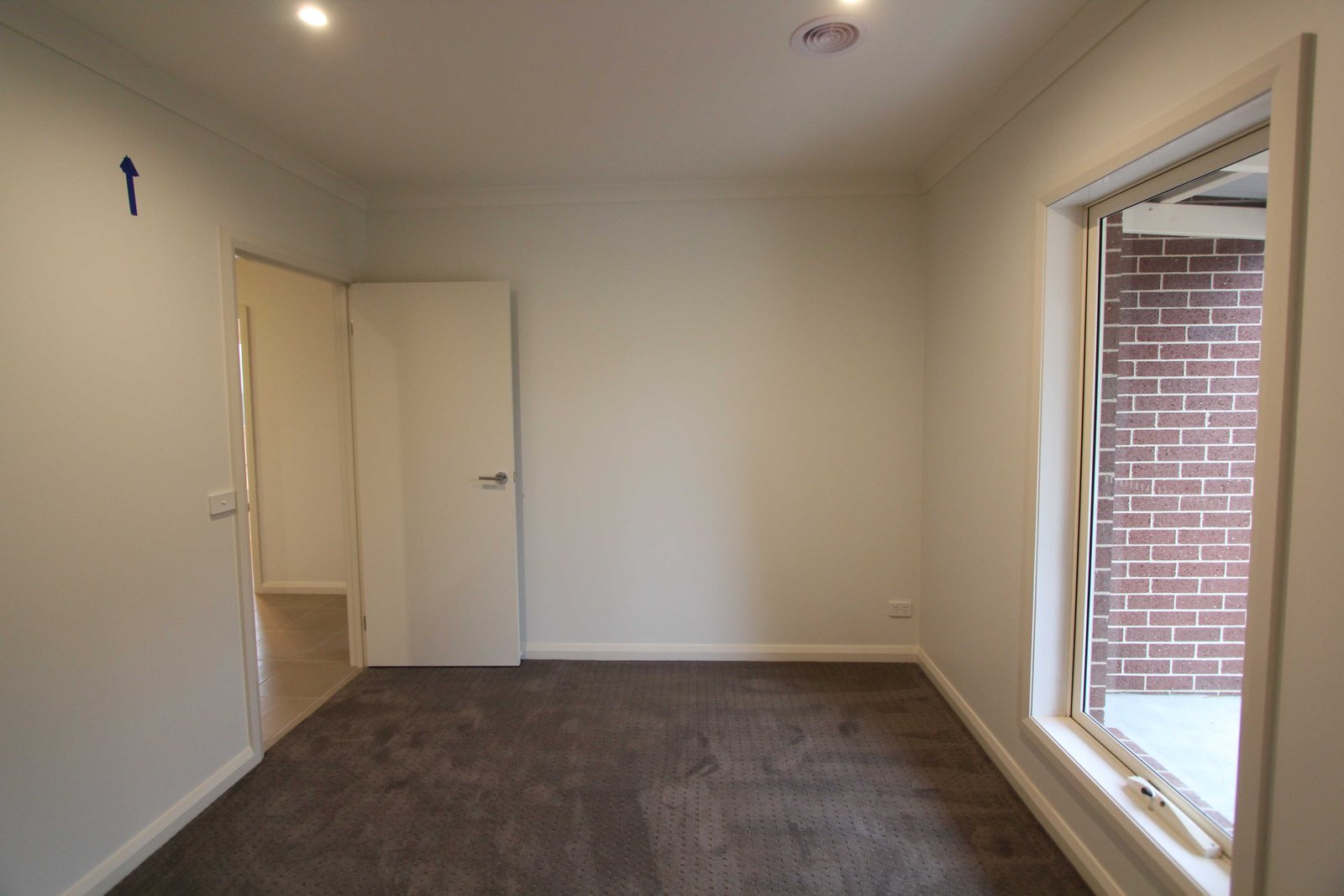 3/16 Alexander Avenue LAKE WENDOUREE 7