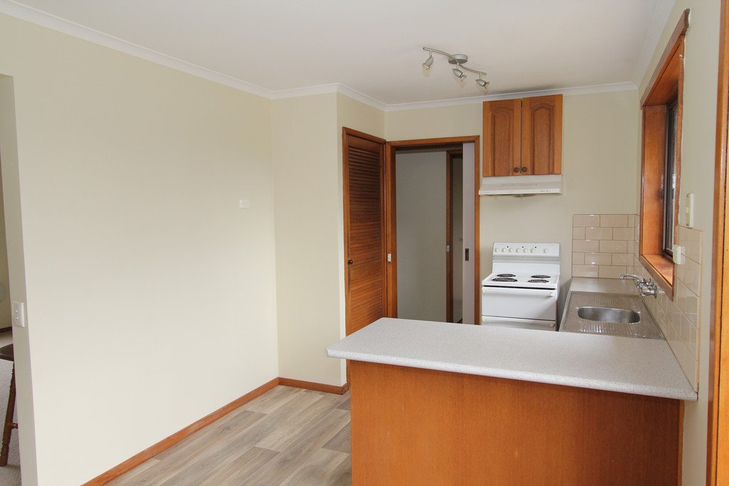 316 Kinnersley Avenue CANADIAN 5