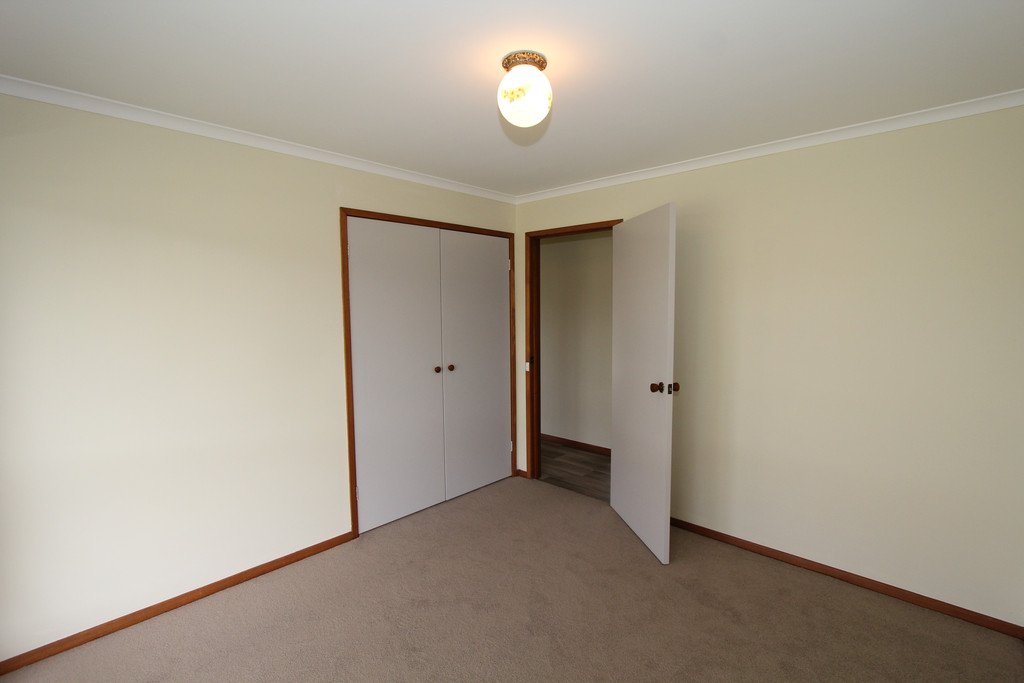 316 Kinnersley Avenue CANADIAN 10