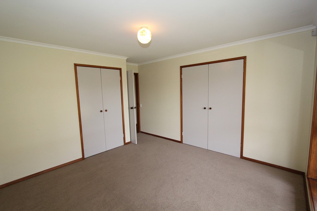 316 Kinnersley Avenue CANADIAN 13