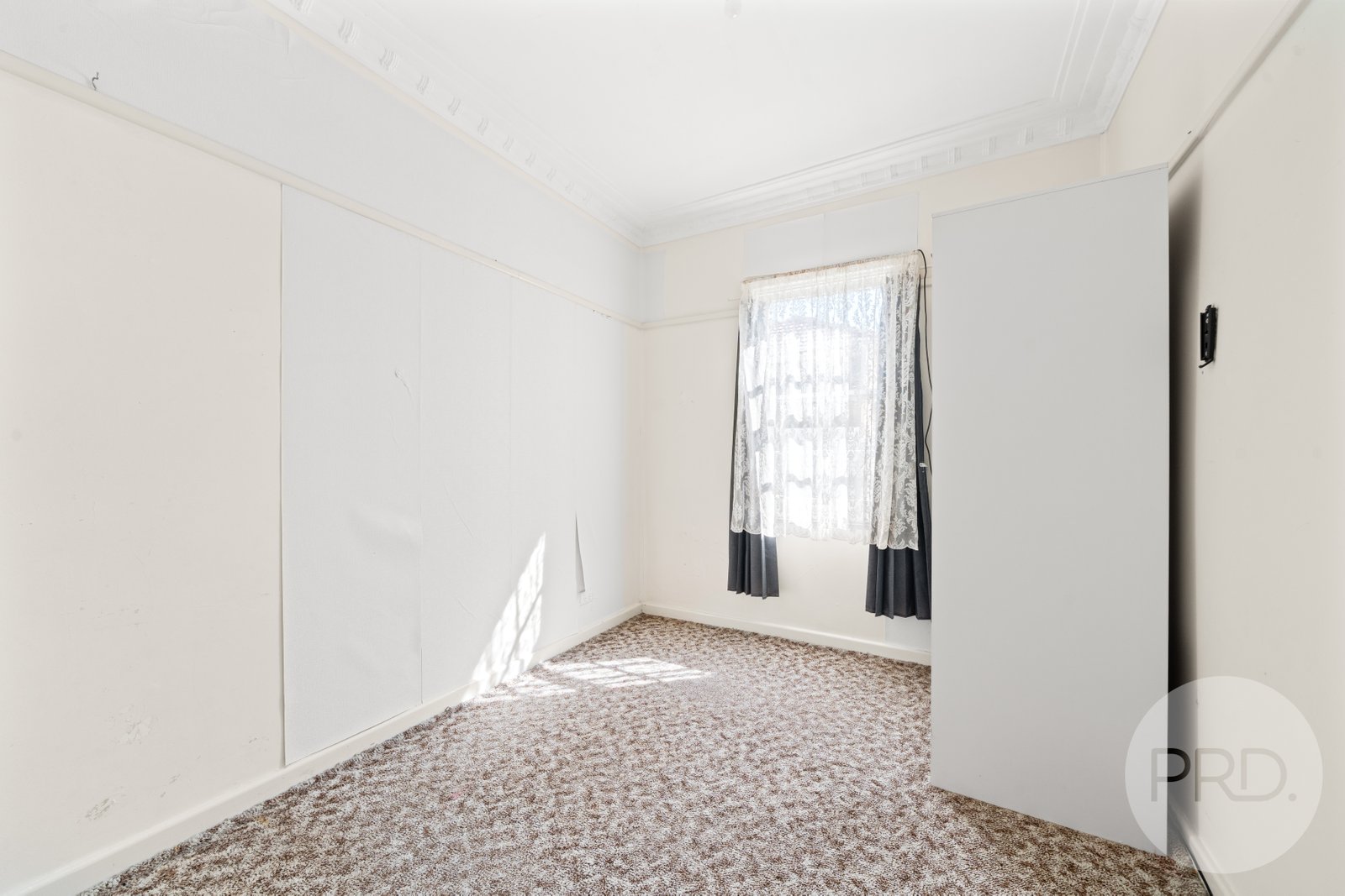 316 Lake Albert Road KOORINGAL 6