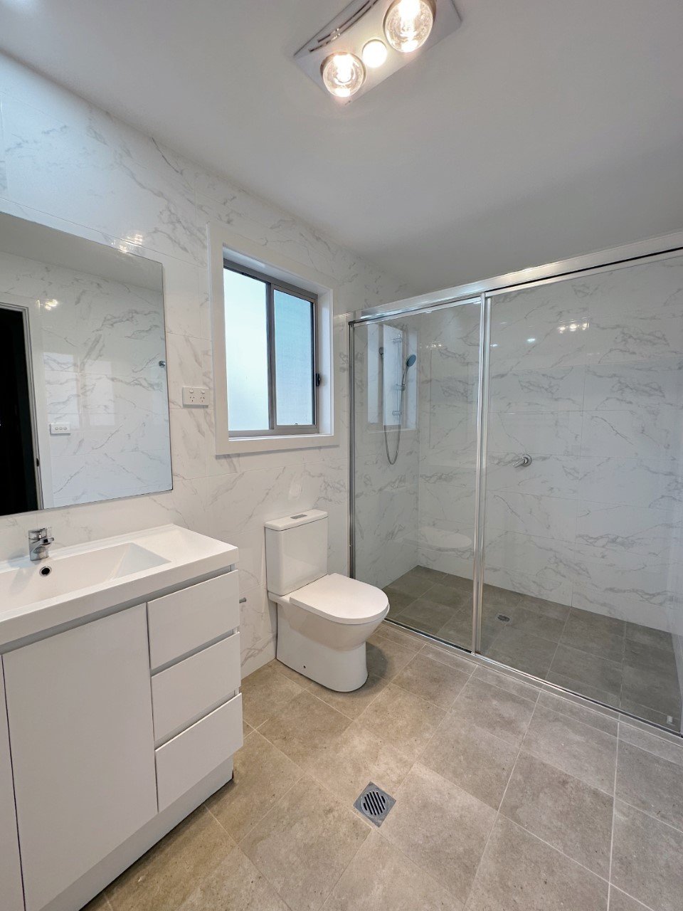 3/16 Lions Avenue LURNEA 7