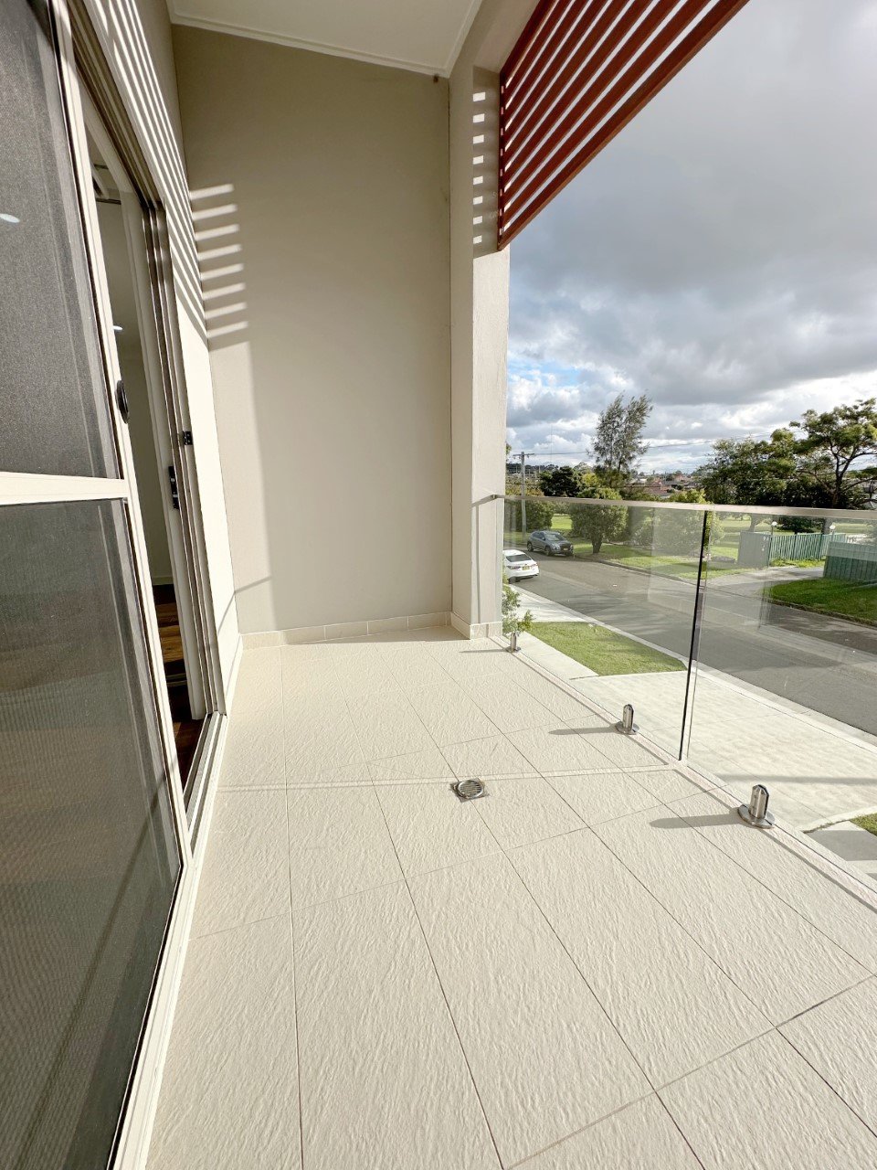 3/16 Lions Avenue LURNEA 9