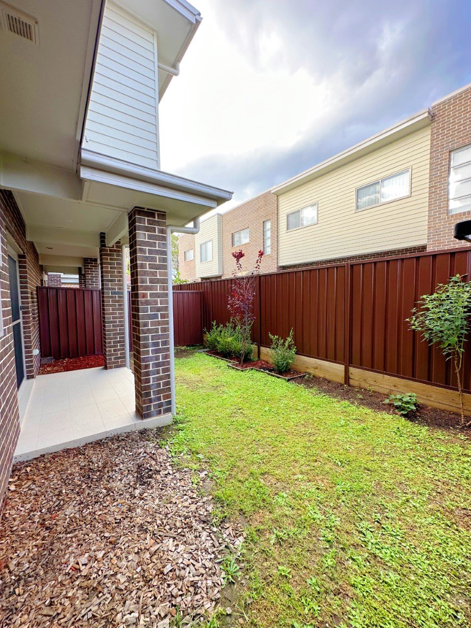 3/16 Lions Avenue LURNEA 10