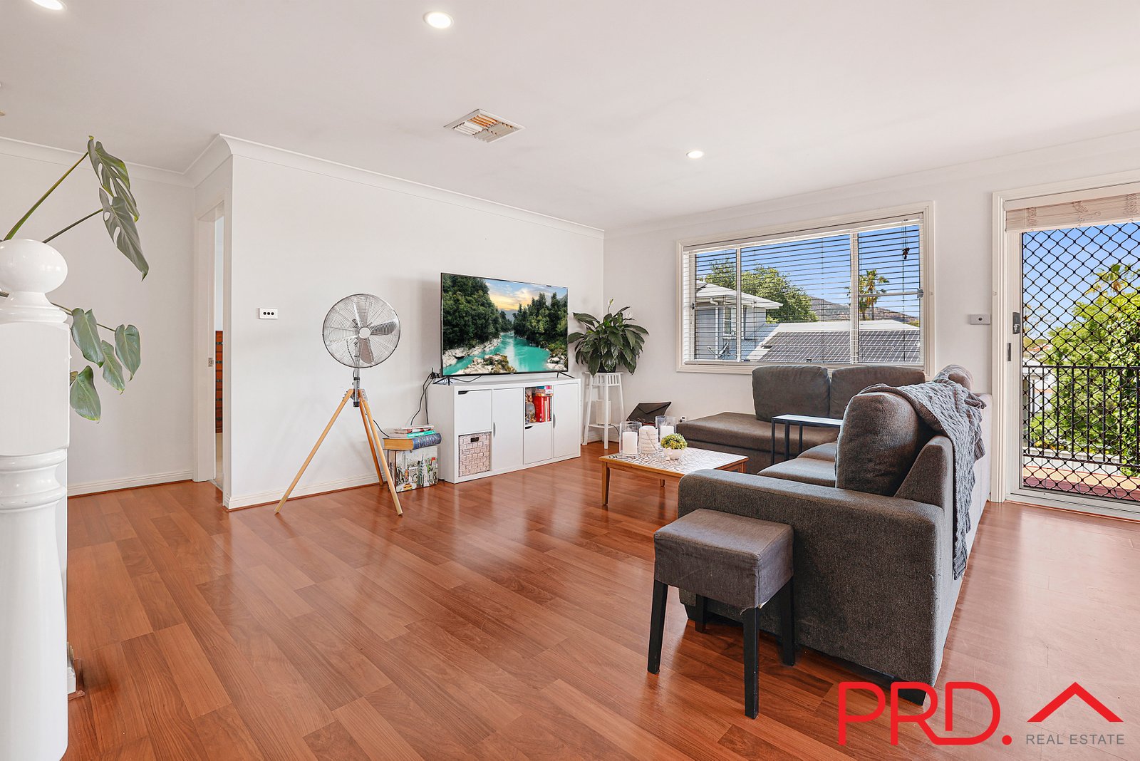 3/16 Rawson Avenue TAMWORTH 8