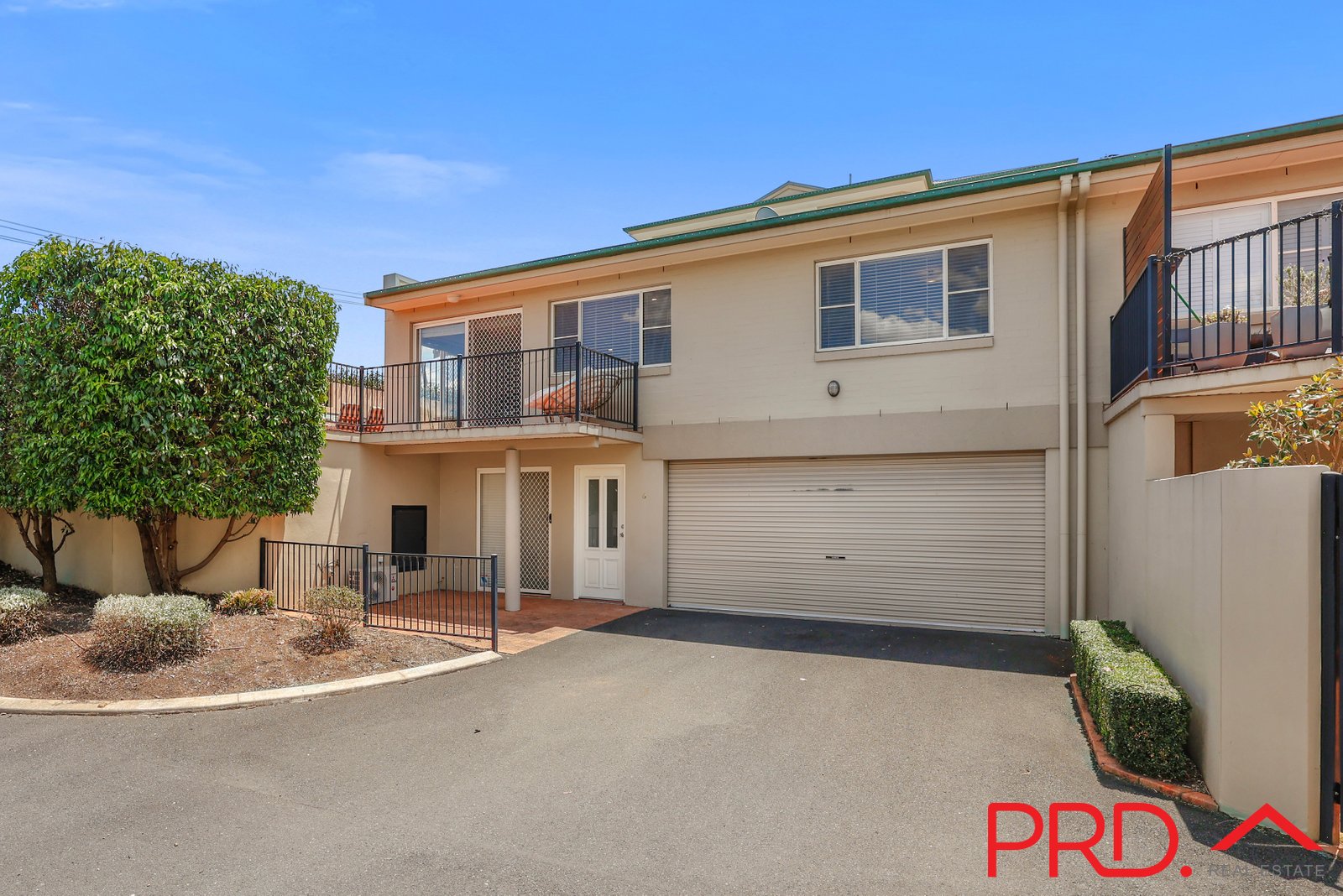 3/16 Rawson Avenue TAMWORTH 12