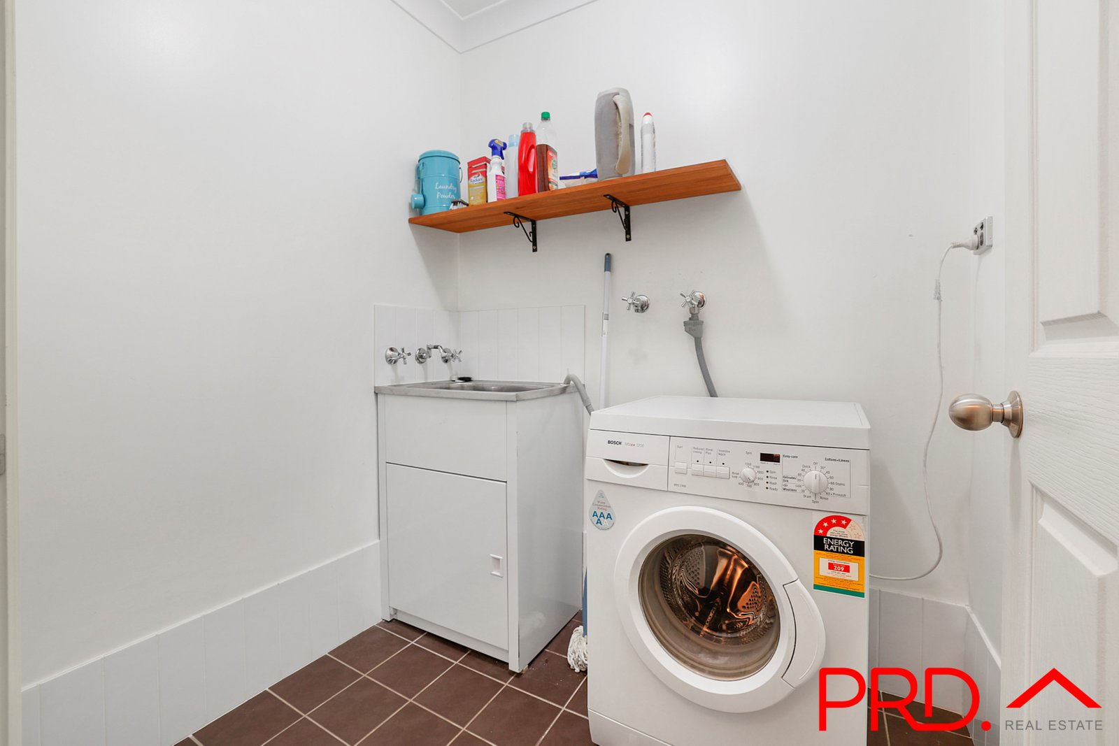 3/16 Rawson Avenue TAMWORTH 15