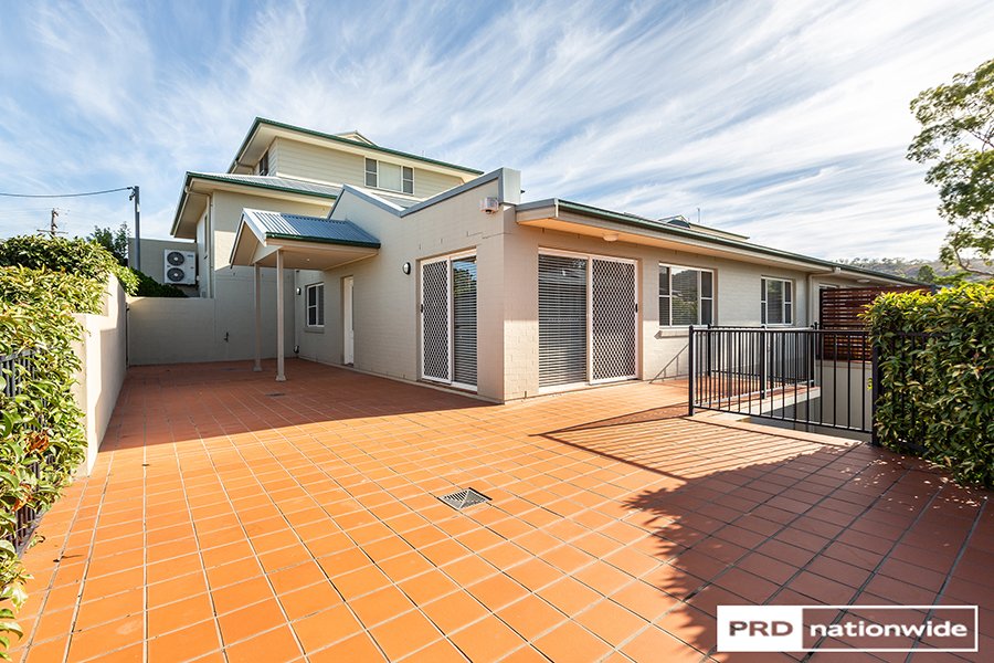 3/16 Rawson Avenue TAMWORTH 4