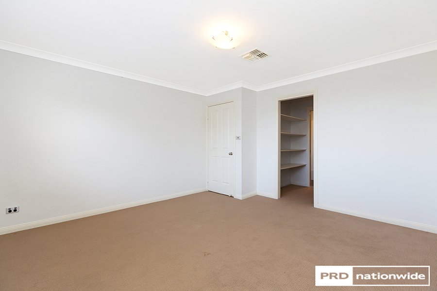 3/16 Rawson Avenue TAMWORTH 10