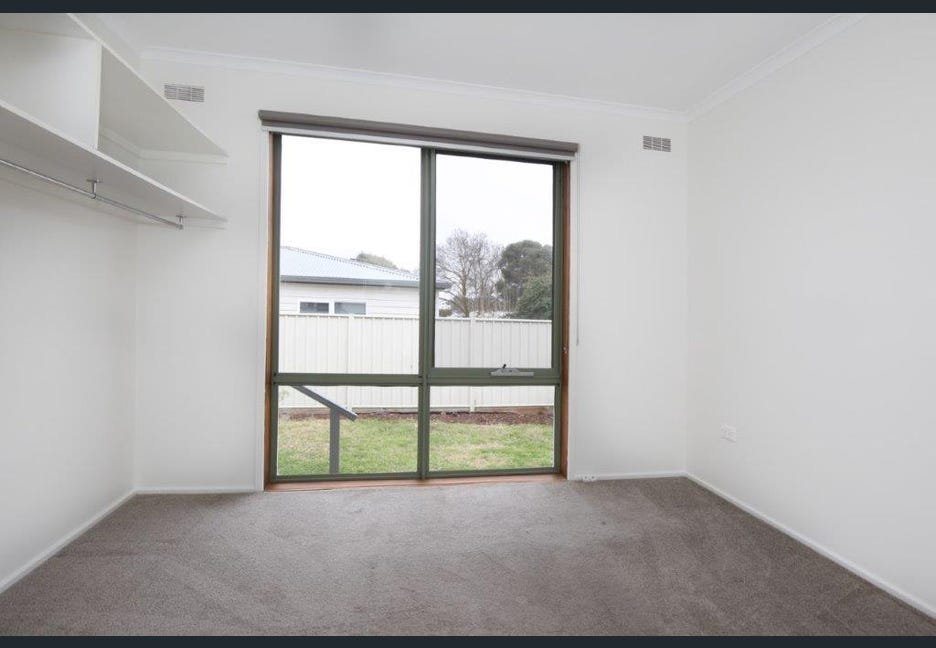 Real Estate and Property in 3/16 Warren Street, Kyneton, VIC