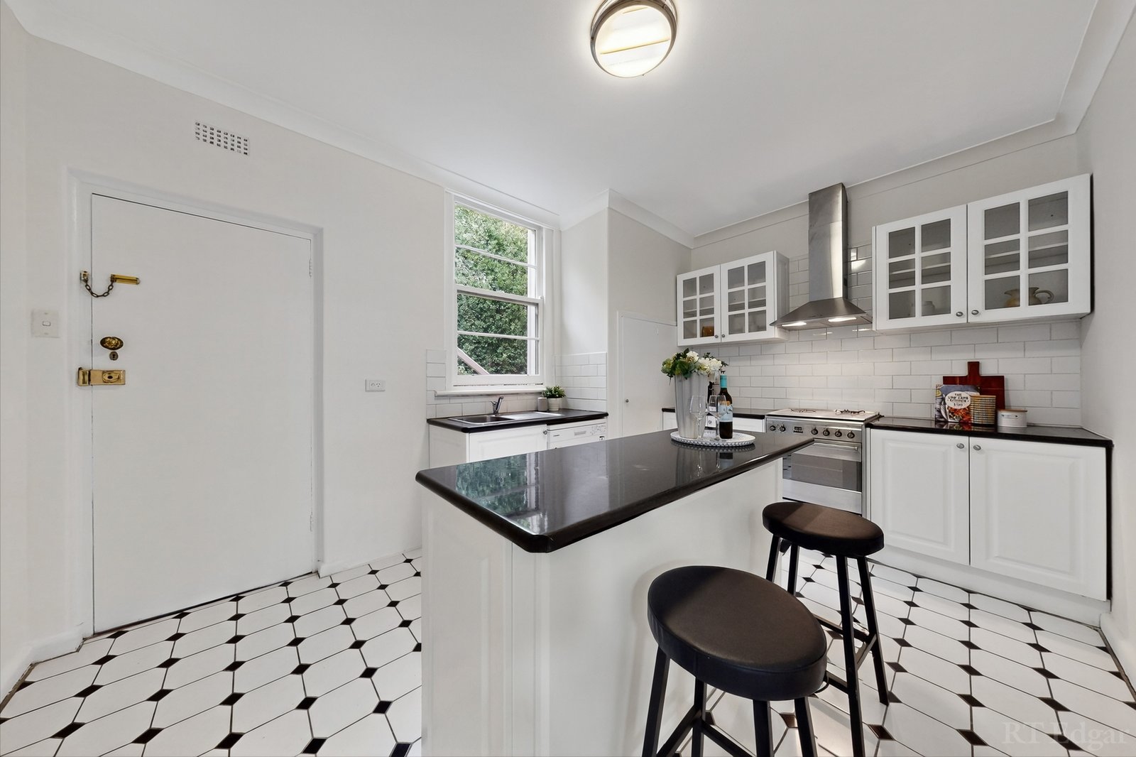 Real Estate and Property in 3/162 Riversdale Road, Hawthorn, VIC