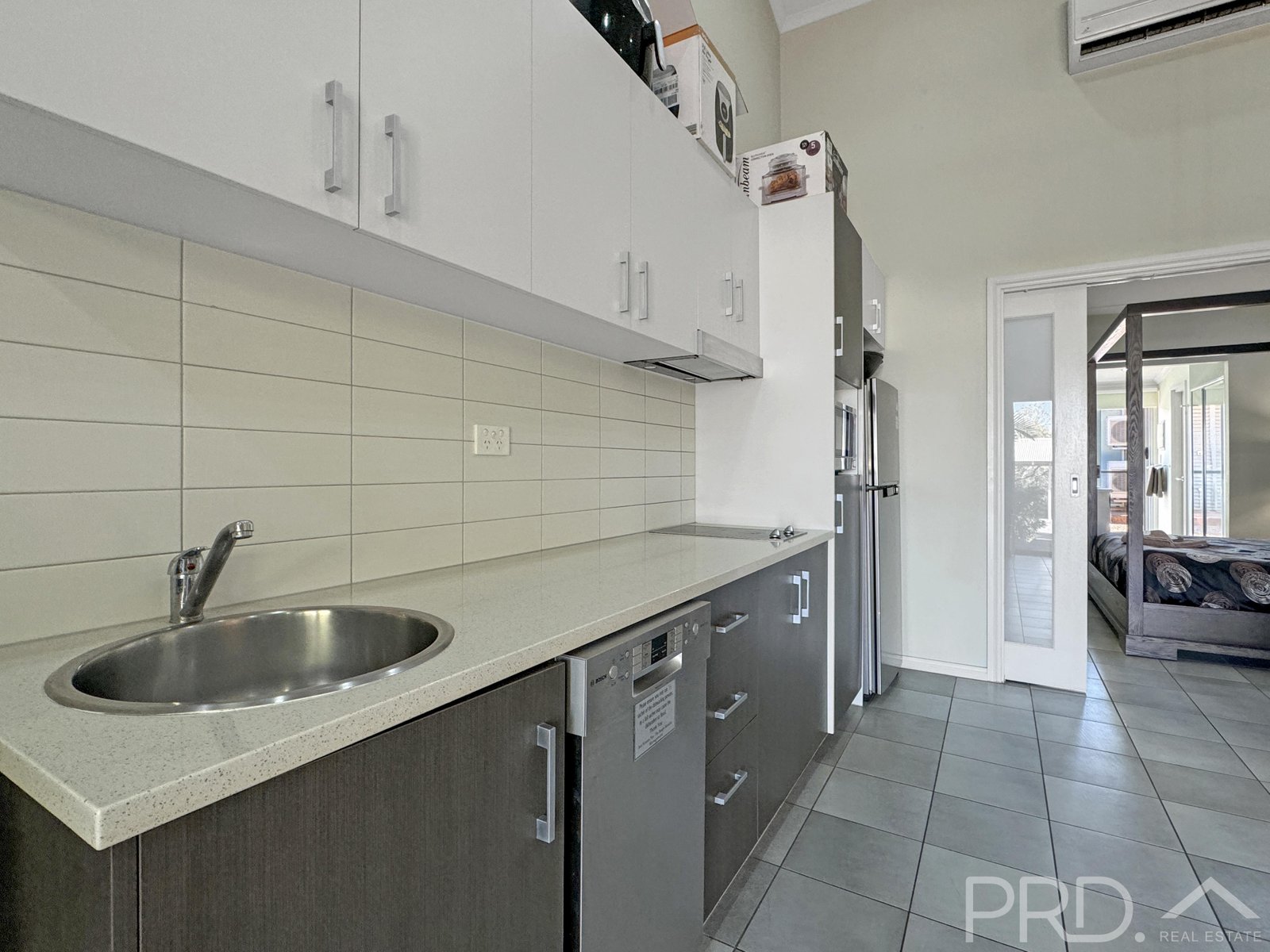 3/166 De Witt Road STOVE HILL 12