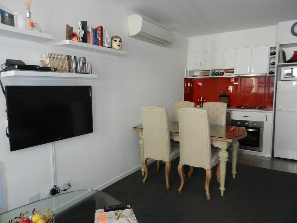 Gallery: 316/77 River Street