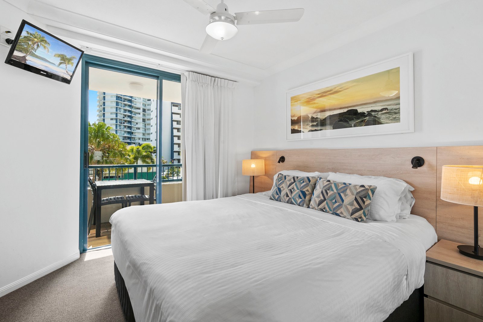 316/99 Griffith Street COOLANGATTA 7
