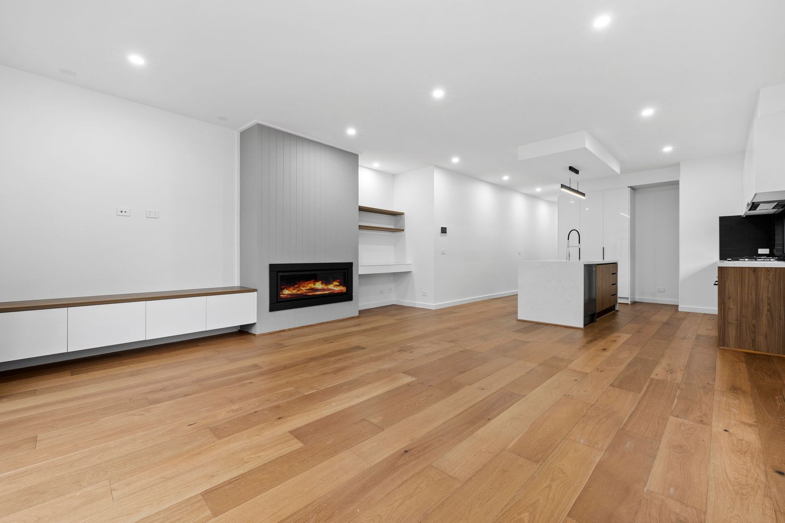 Gallery: 316B South Road