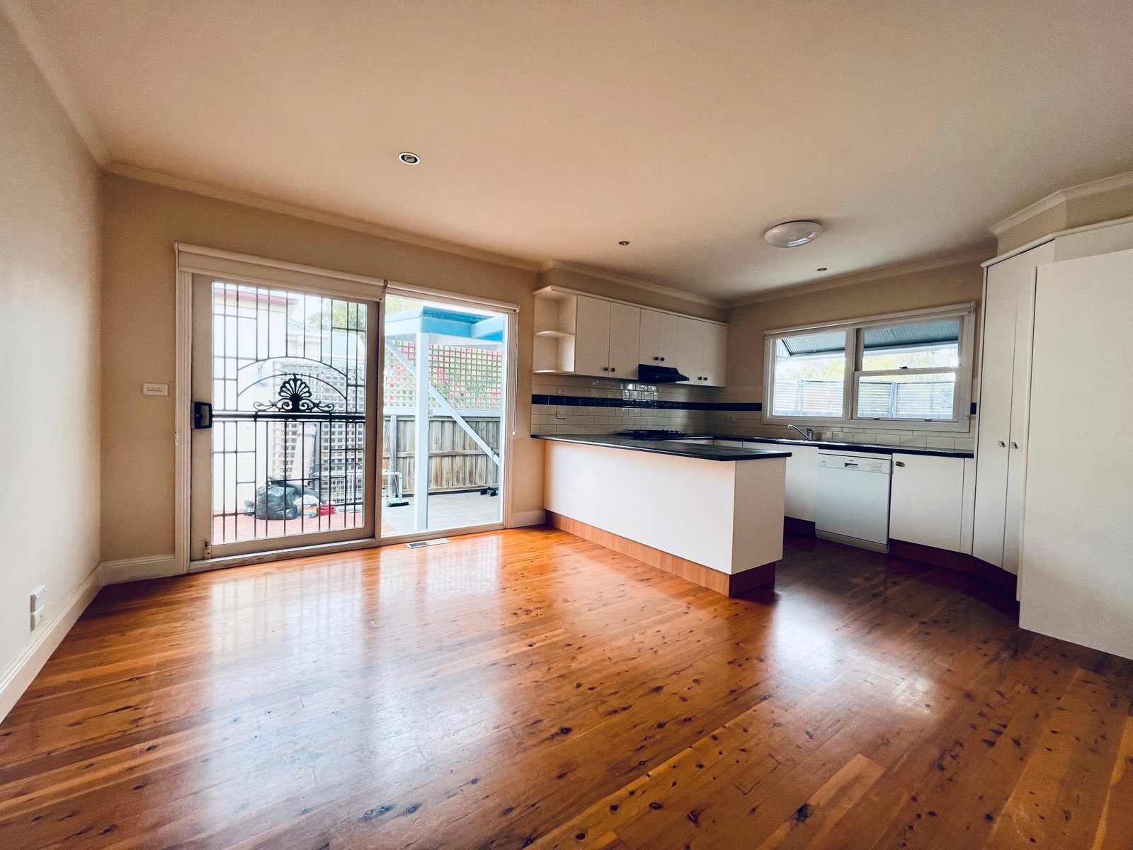Gallery: 317 Autumn Street