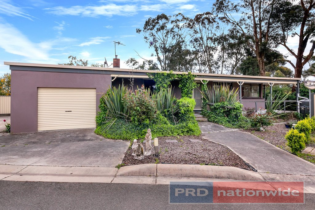 3/17 Bradbury Street BROWN HILL 1