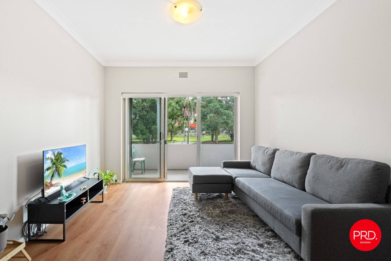 3/17 Short Street CARLTON 6
