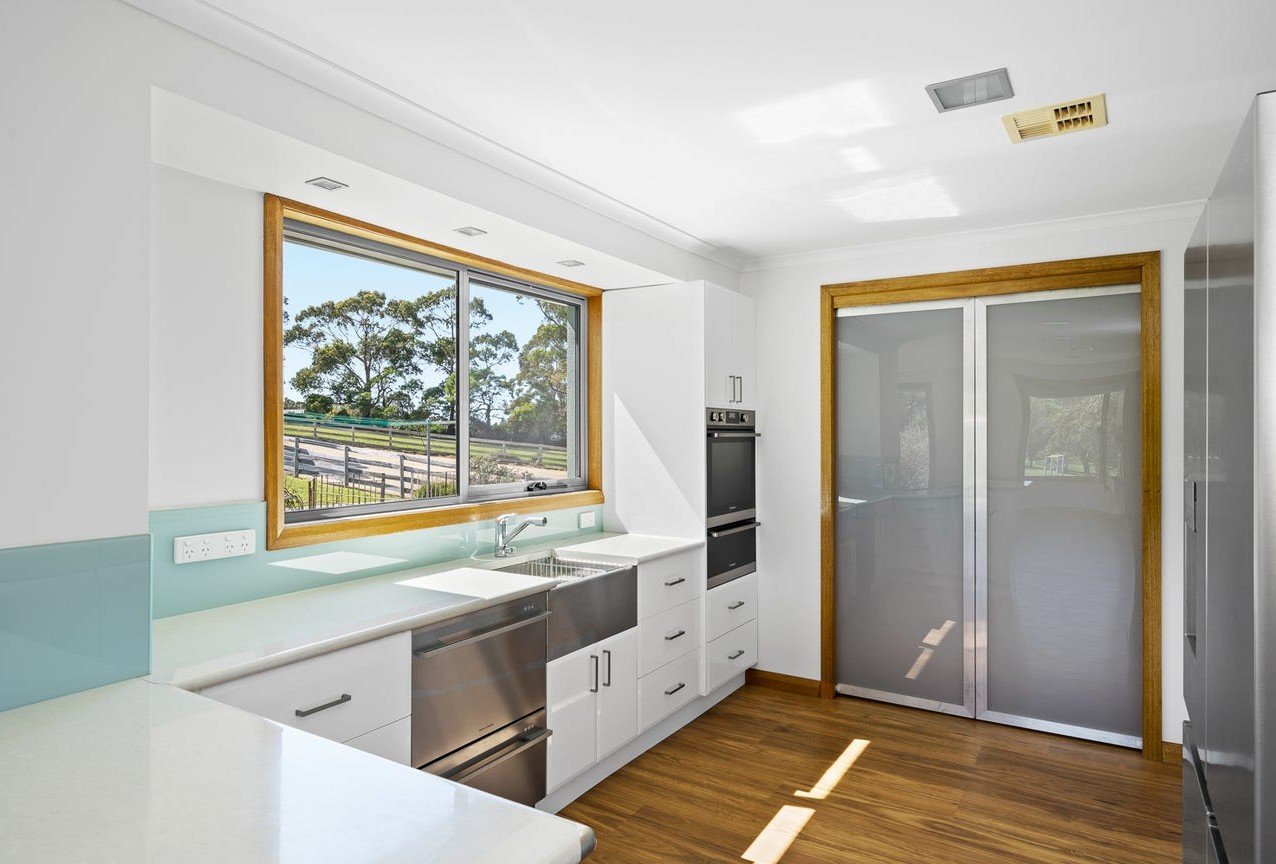 317 South Arm Road LAUDERDALE 5