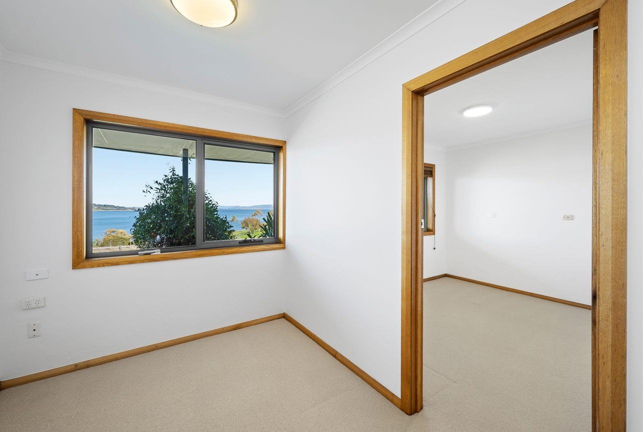317 South Arm Road LAUDERDALE 16