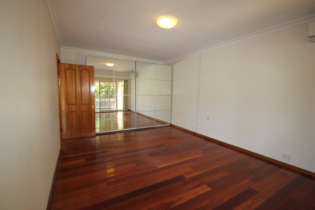 317 The Grand Parade SANS SOUCI 10