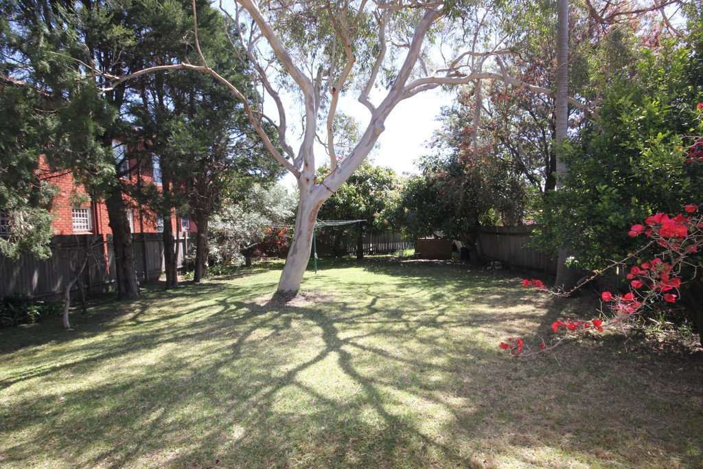 317 The Grand Parade SANS SOUCI 14