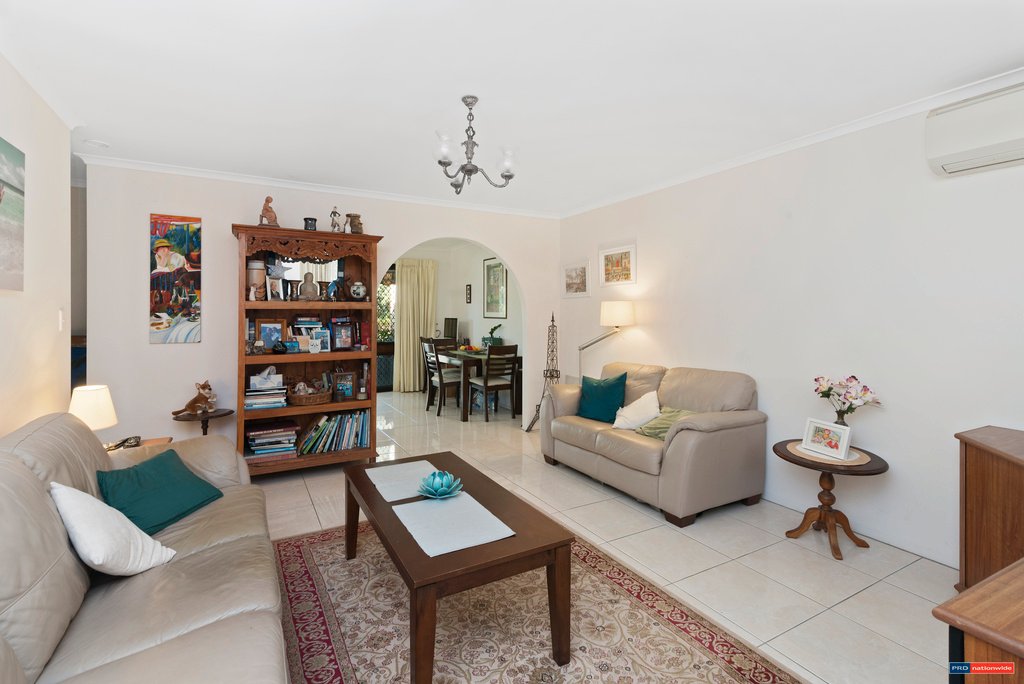 3/170 Bardon Avenue BURLEIGH WATERS 6