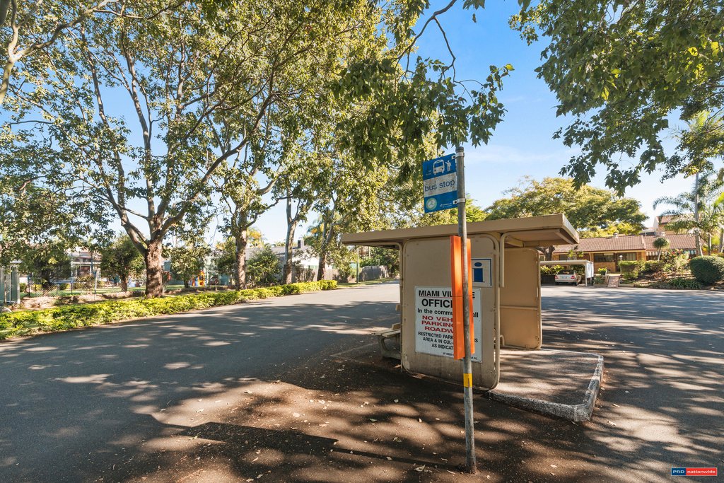 3/170 Bardon Avenue BURLEIGH WATERS 12