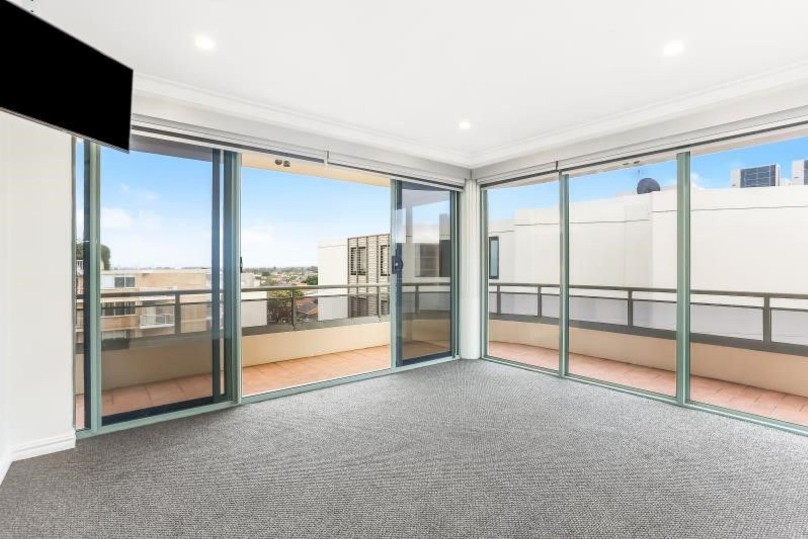 31/701-705 Anzac Parade MAROUBRA 9