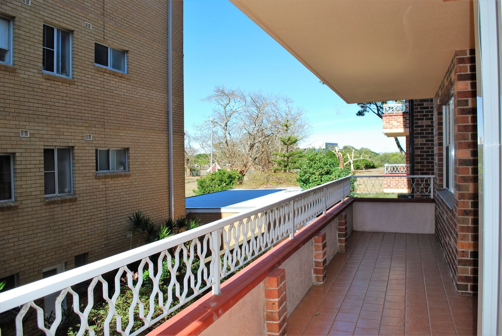 3/171 Russell Avenue DOLLS POINT 2