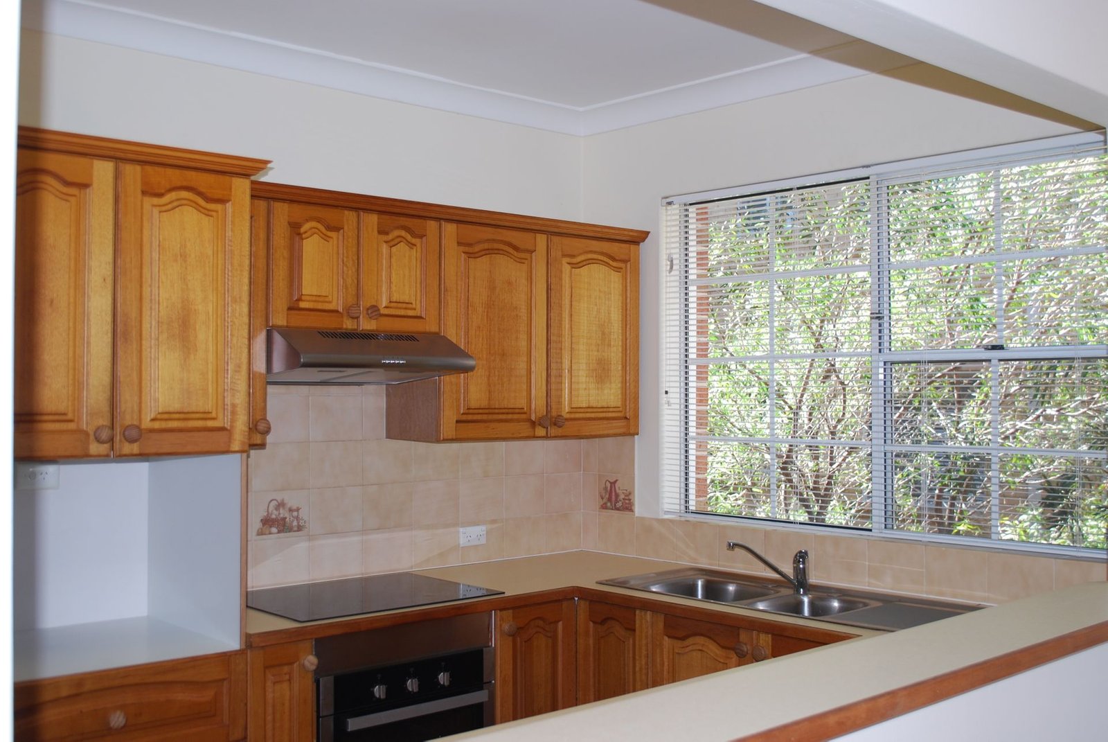 3/171 Russell Avenue DOLLS POINT 3