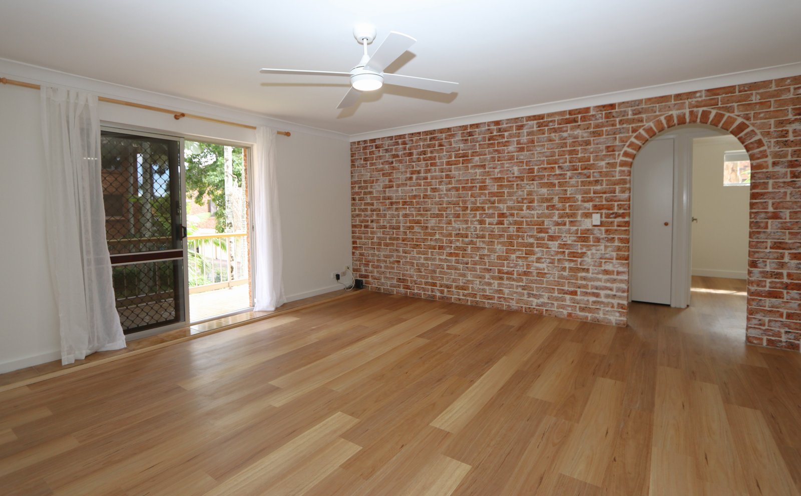 3/175 Muir Street LABRADOR 8