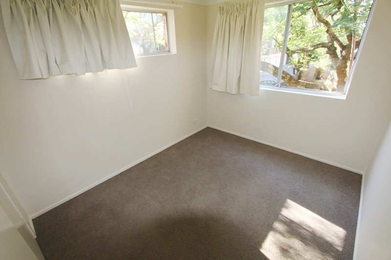 3/175 Muir Street LABRADOR 5