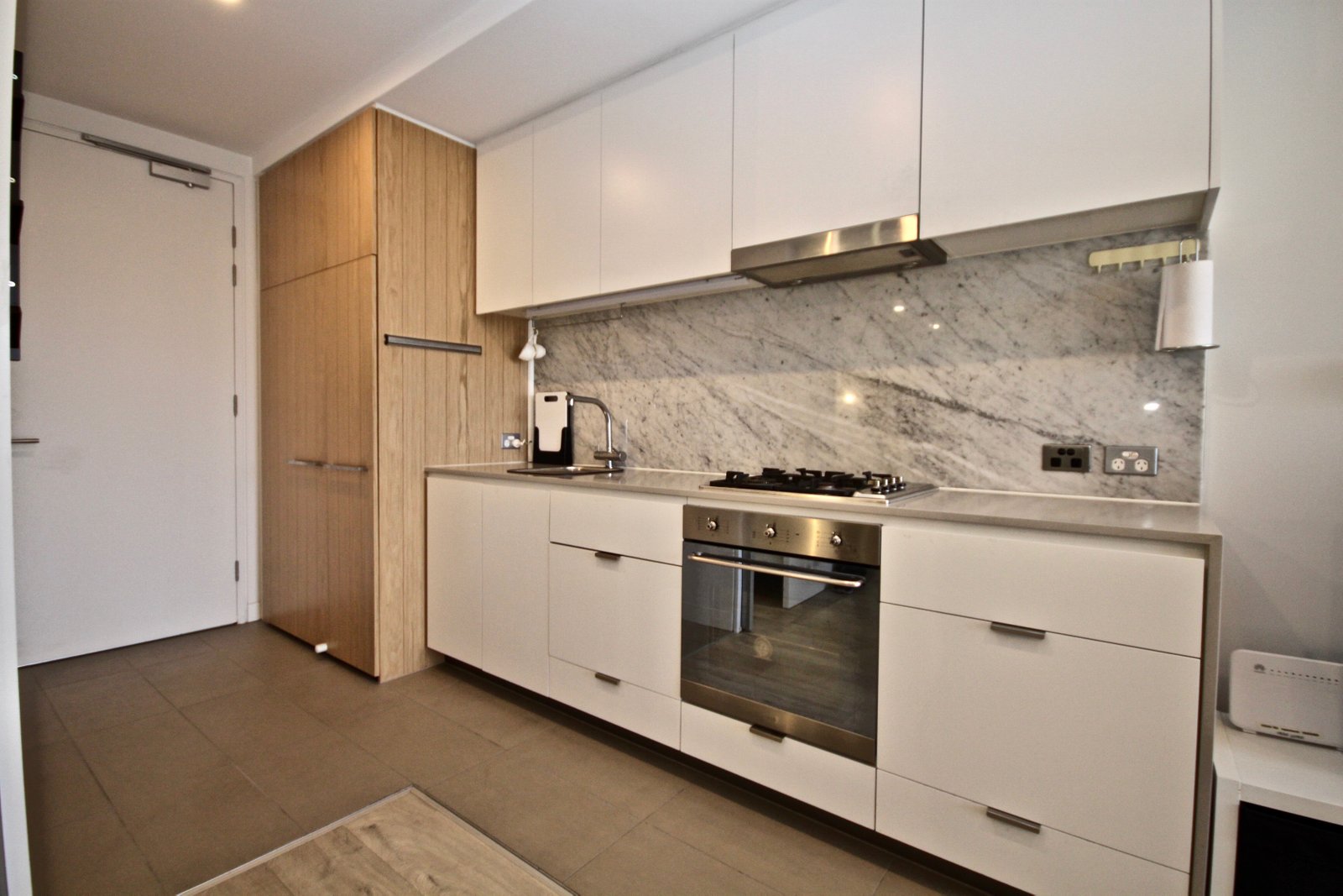 Gallery: 317/99 Dow Street