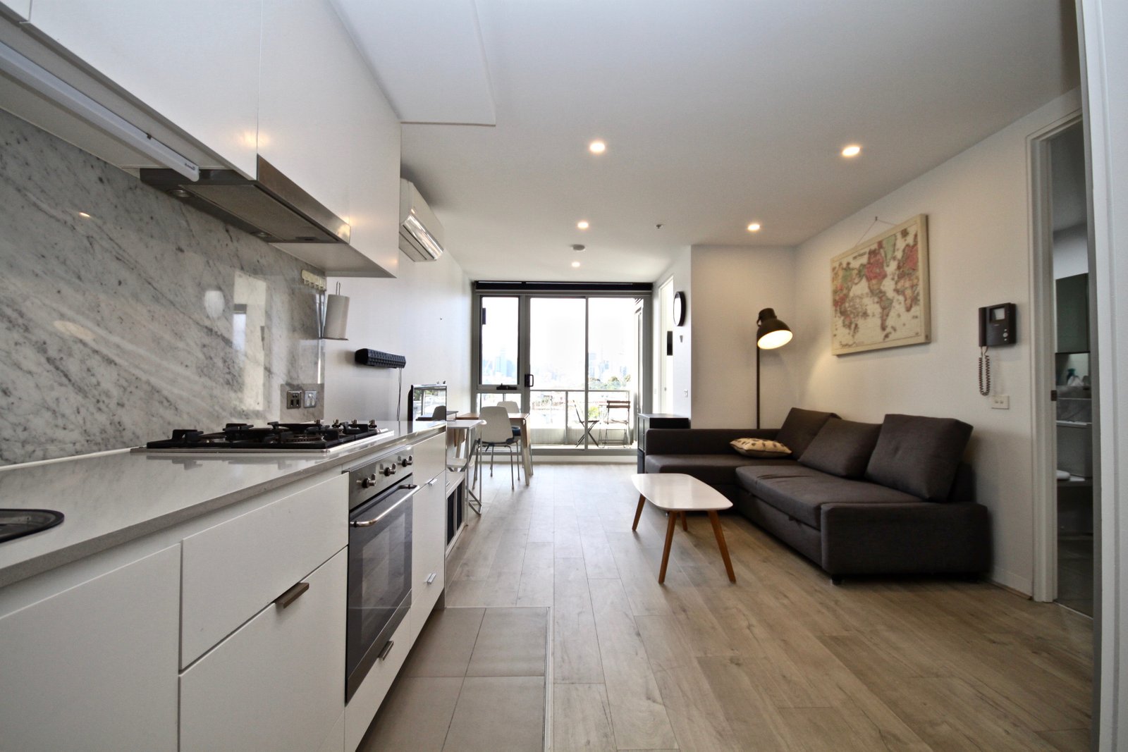 Gallery: 317/99 Dow Street