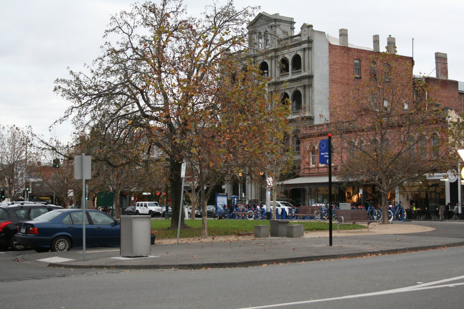 Gallery: 317a Montague Street
