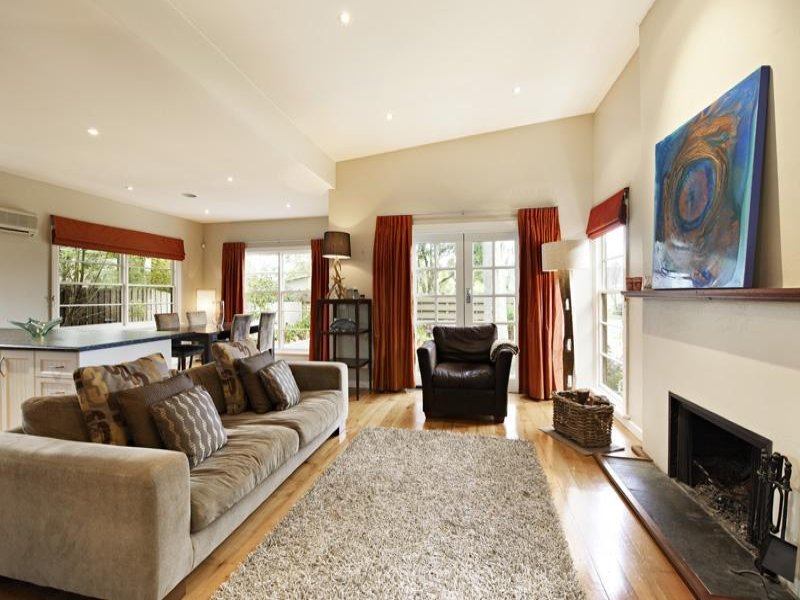 Gallery: 318 Balcombe Road