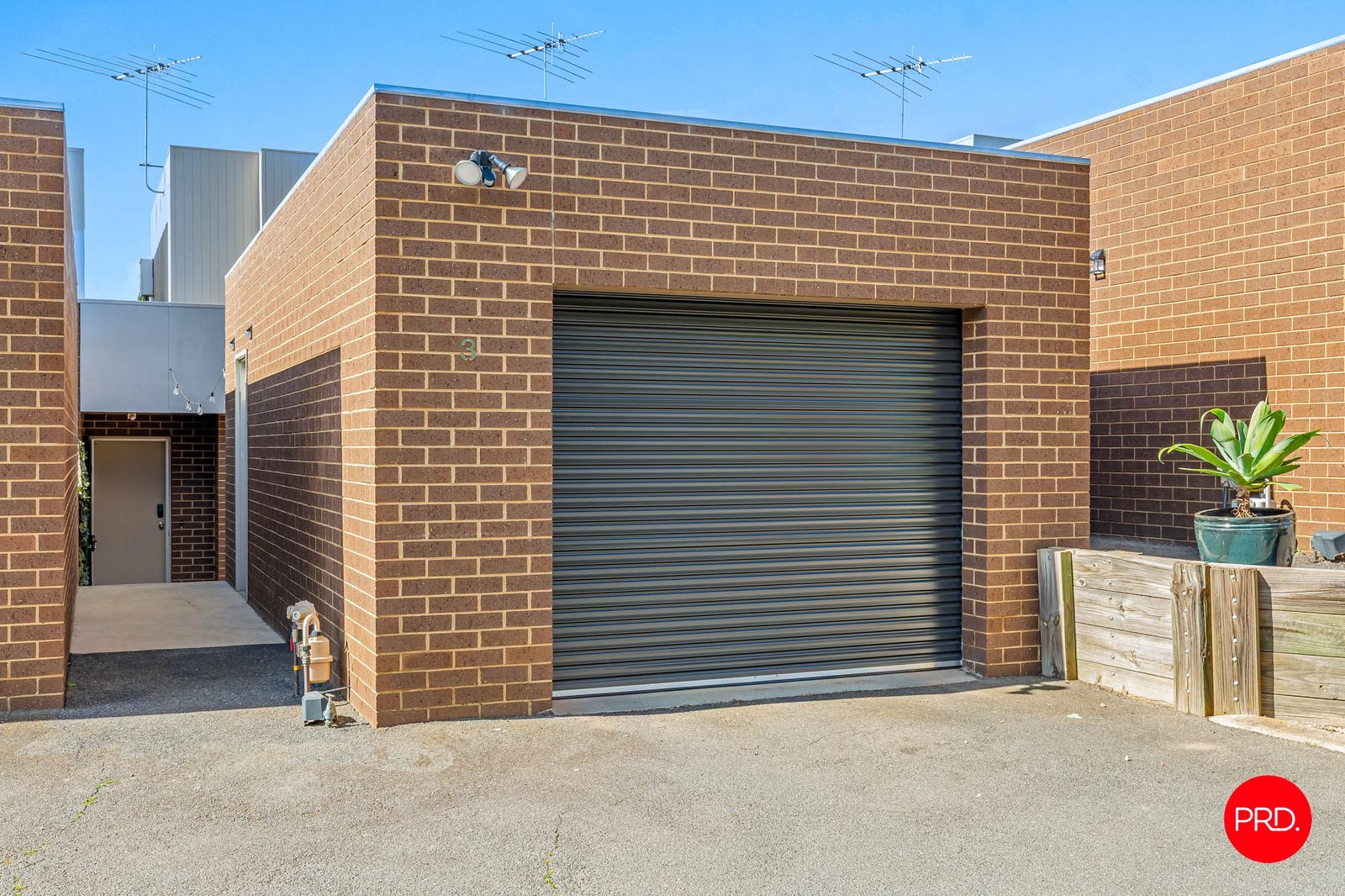 3/18 Comet Street LONG GULLY 12