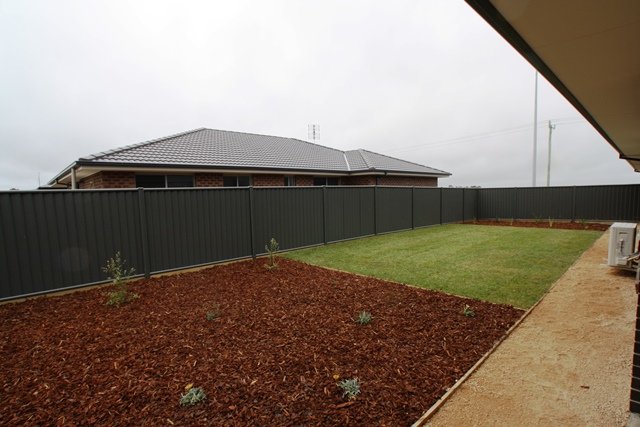 318 Cuthberts Road Lucas 12