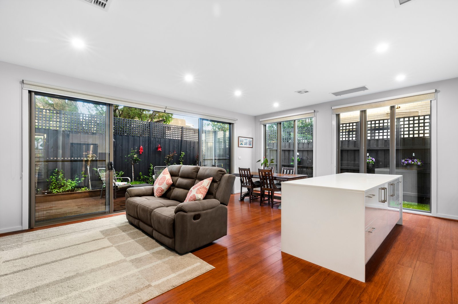 Gallery: 3/18 Edsall Street