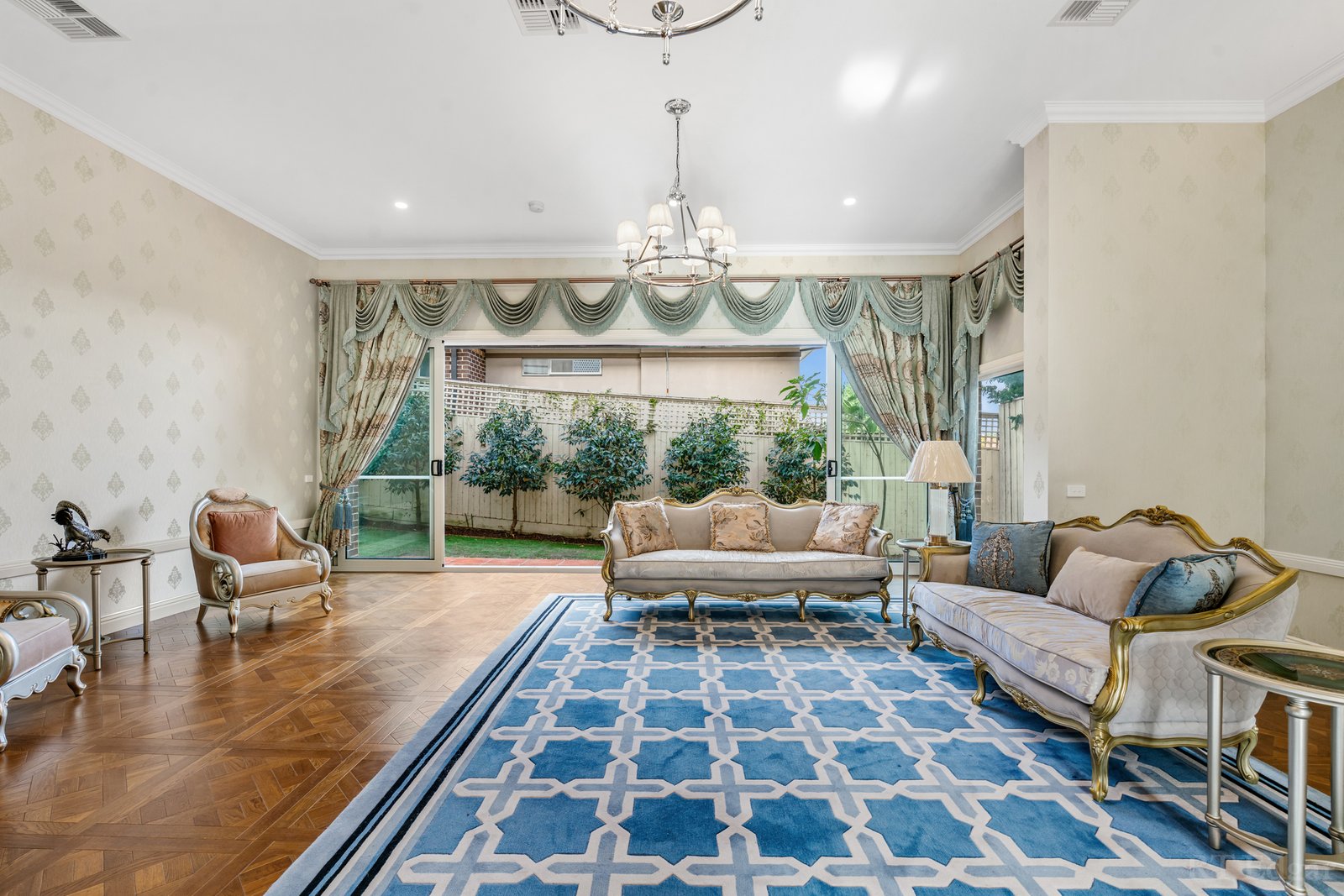 Real Estate and Property in 3/18 Grandview Road, Box Hill South, VIC