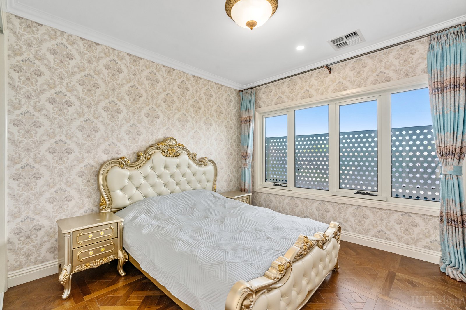 Real Estate and Property in 3/18 Grandview Road, Box Hill South, VIC